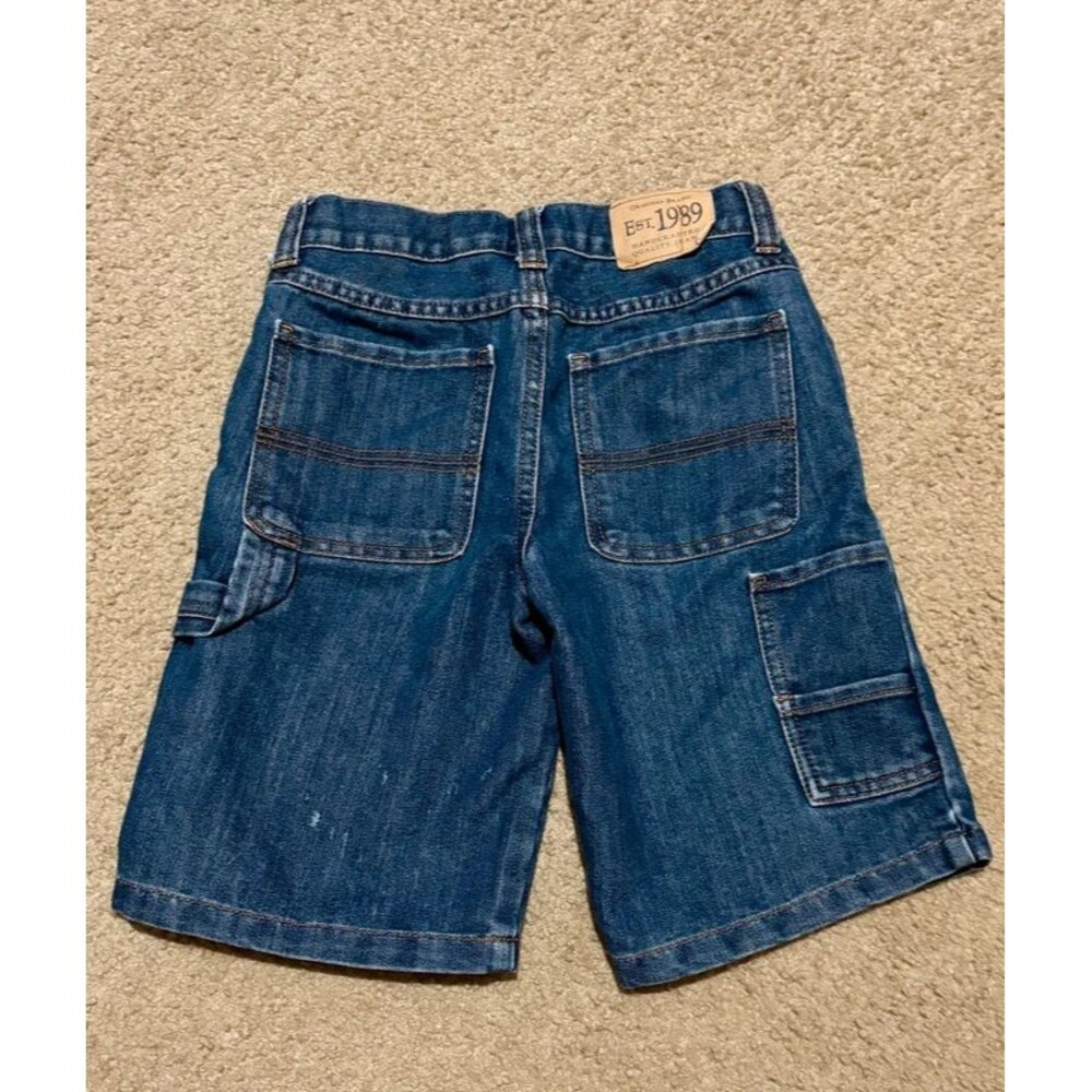 Shorts - Picture 2 of 5